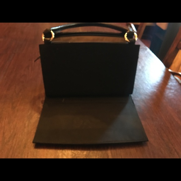 Miche satchel with removable black patent front - Picture 4 of 5